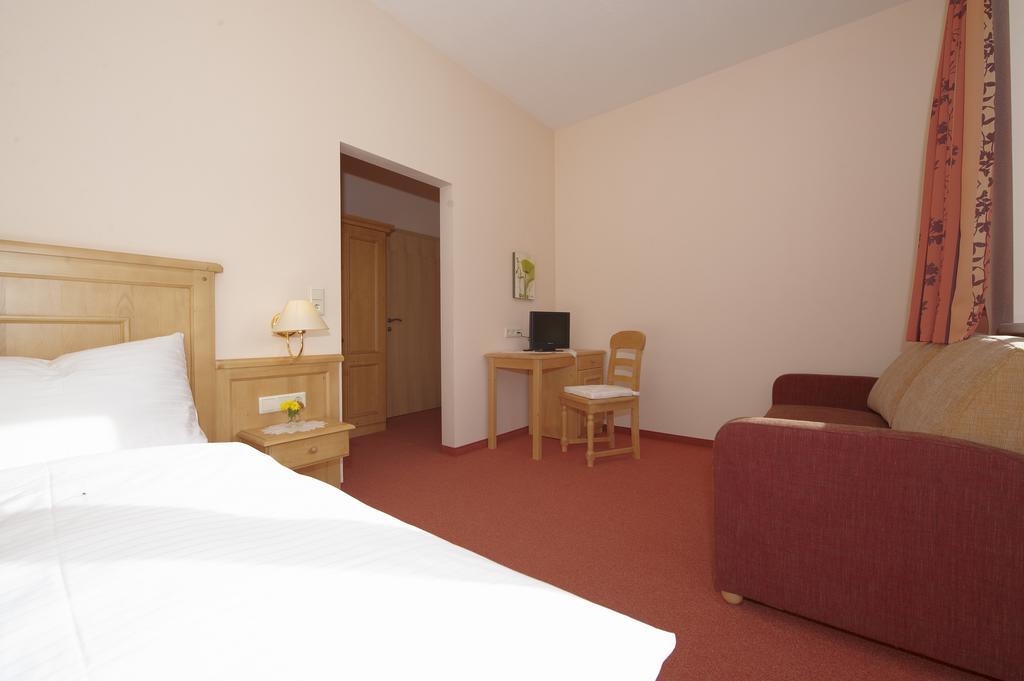 Hotel Pariente Schladming Exterior photo